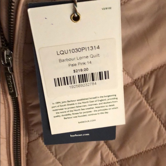 Barbour
Lorne Quilted Jacket - Picture 4 of 14